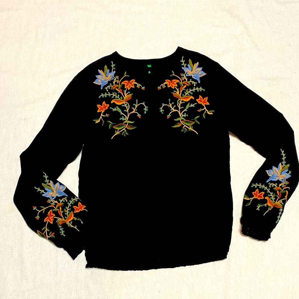 United Colors of Benetton embroidered top